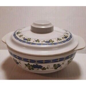 Hua Mei Melamine Covered Bowl 1-48 Grape Leaf Pattern Vtg Kitchen Retro Kitschy